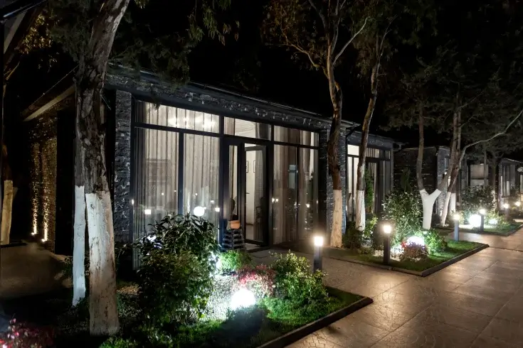 outdoor lightening ideas