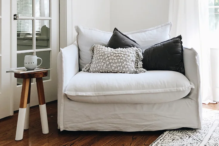 cozy small bedroom setup