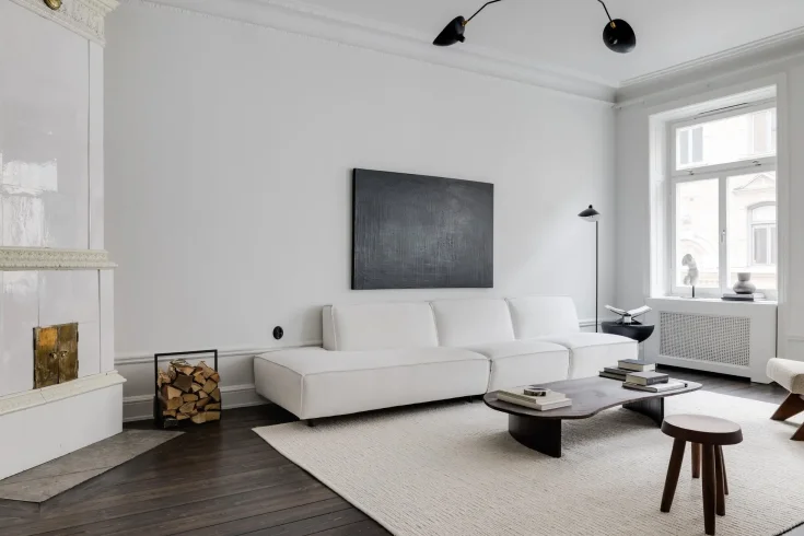 minimalist white interiors