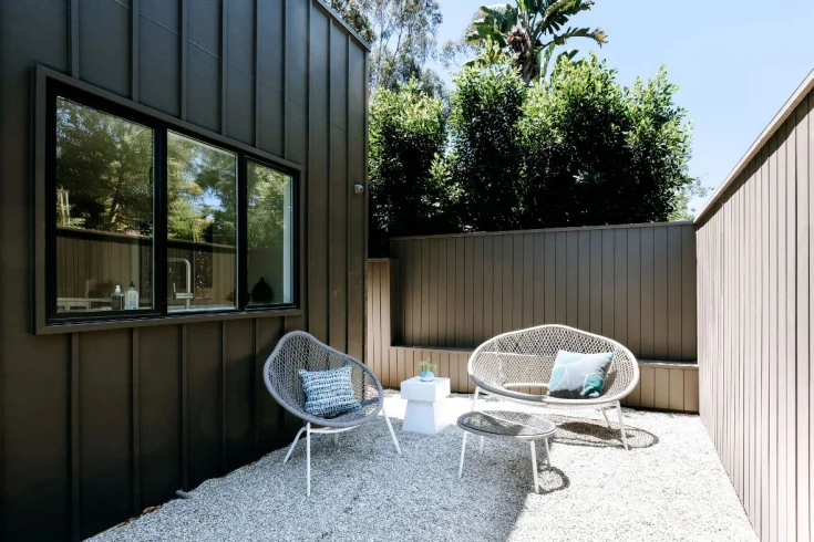 pea gravel flooring for patio