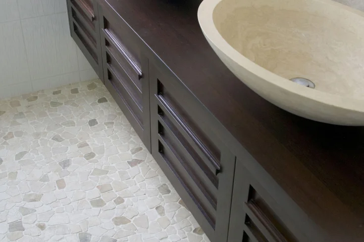 white pebble tiles for bathrooms