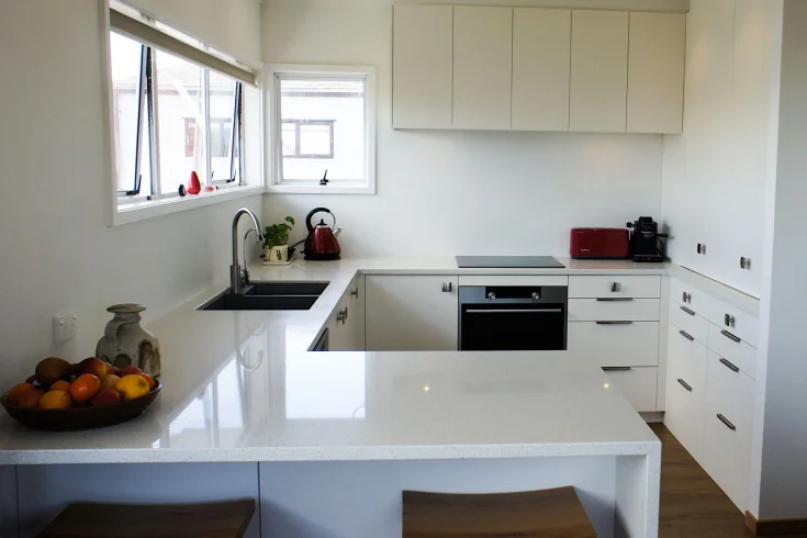 Galley kitchen layout