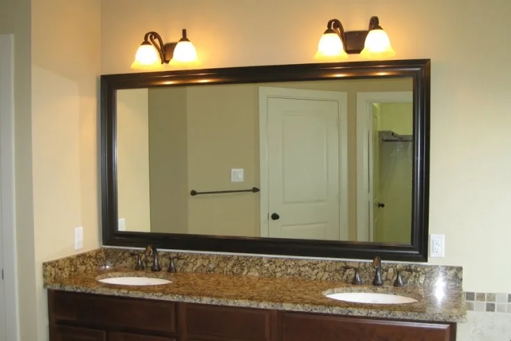 antique bathroom lighting