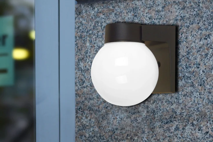 Voice controlled outdoor lighting