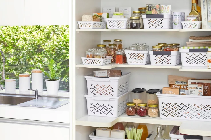 DIY vertical kitchen storage ideas