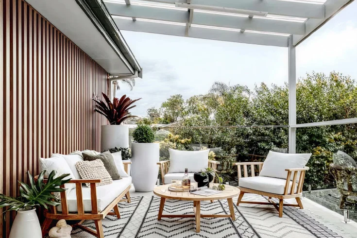 small apartment balcony decor ideas